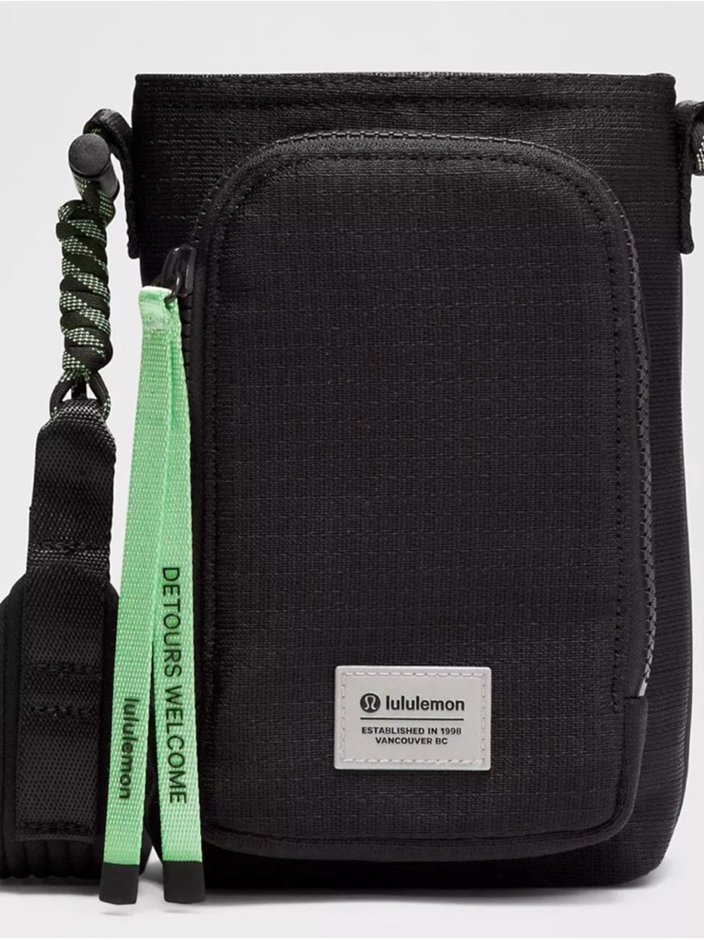 Lululemon Black Crossbody- water bottle Pouch with Mint Accents- New with tags
